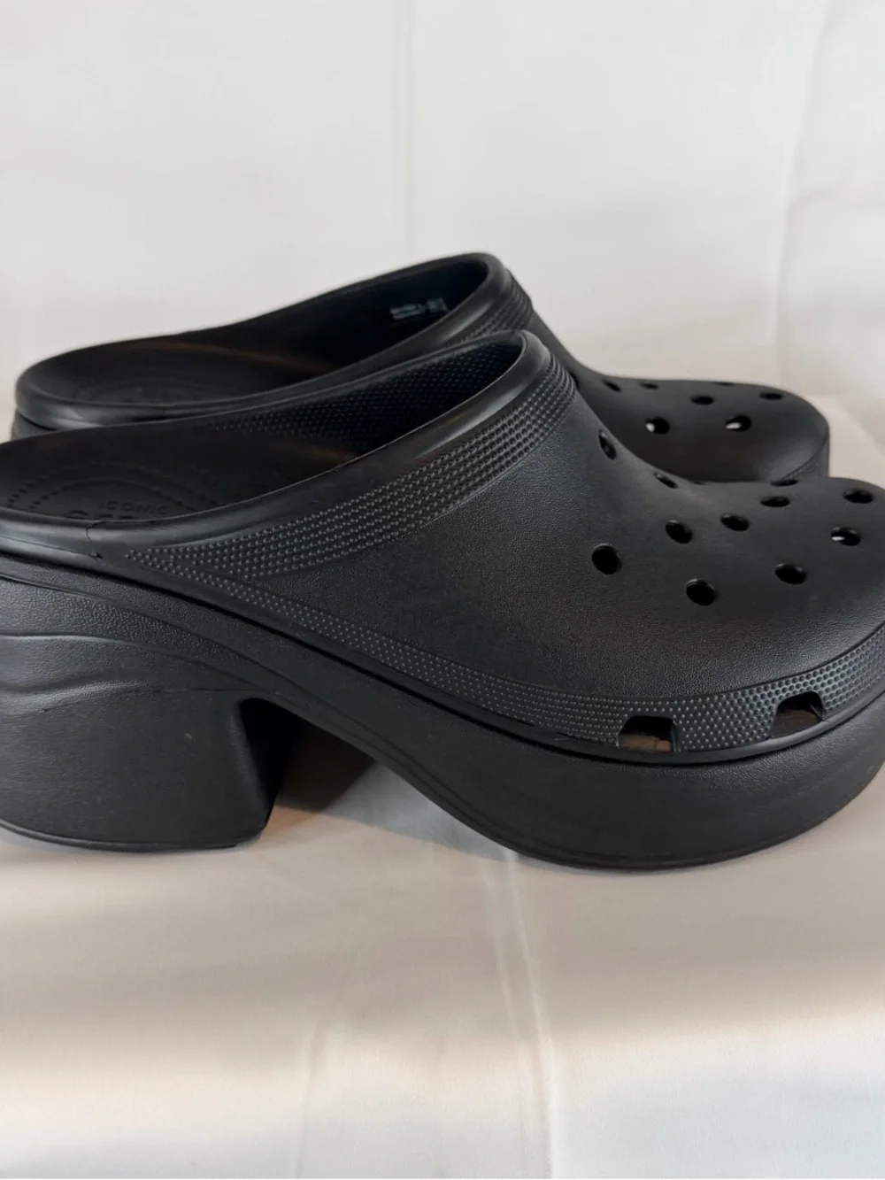 CROCS Women’s Size 12 Shoes Mule Platform Style Slip-On NEW Black Chunky